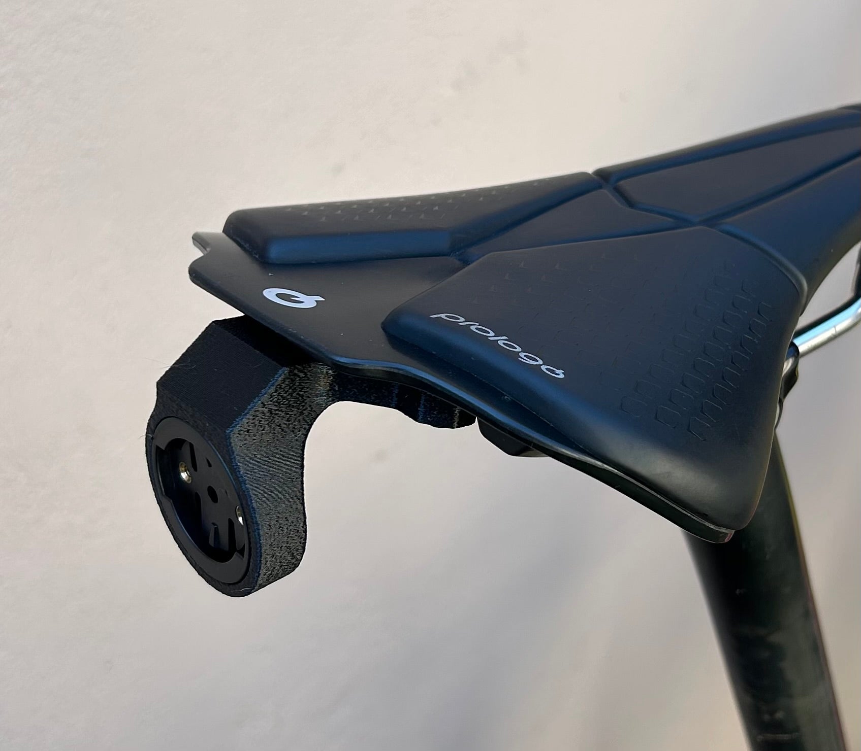 Extended saddle mouth for Prologo Saddle